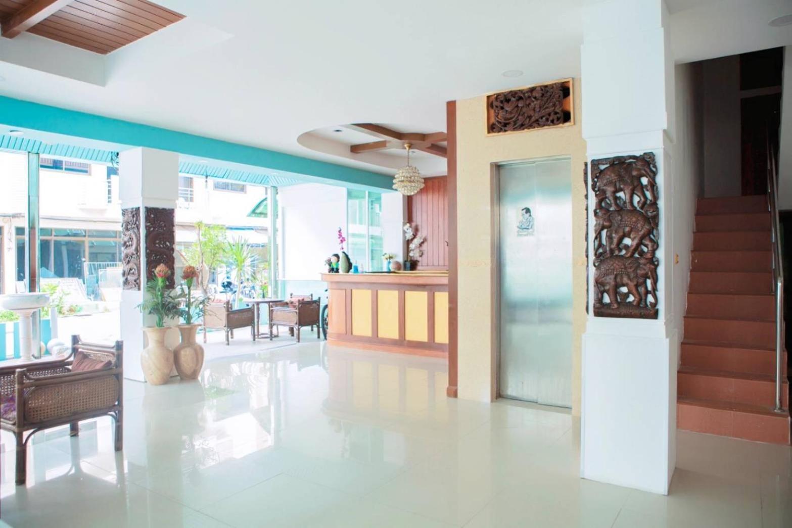 Abby'S House Hotel Patong Exterior photo