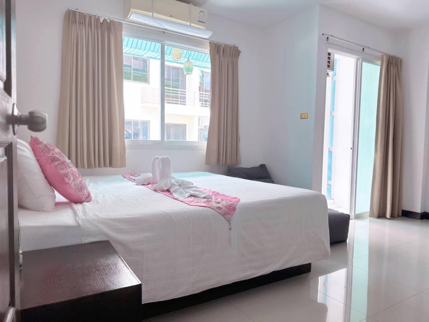 Abby'S House Hotel Patong Exterior photo